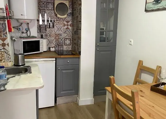 Casa Travessa Dos Lagares * Lisboa