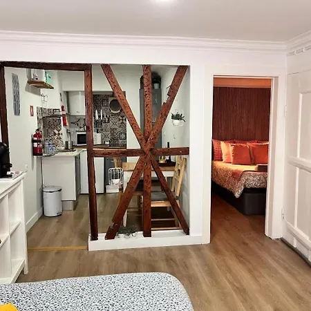 Casa Travessa Dos Lagares * Лісабон